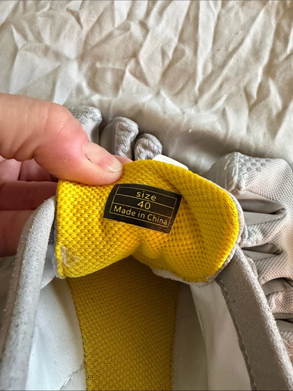 N/A light gray